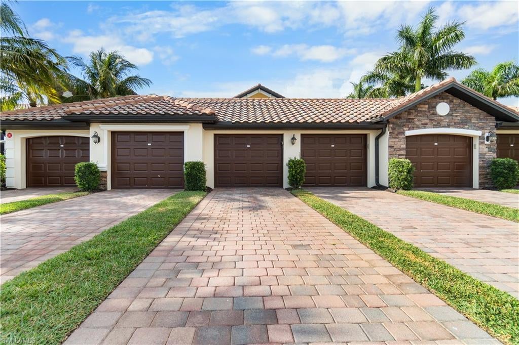 TREVI - Residential Lease