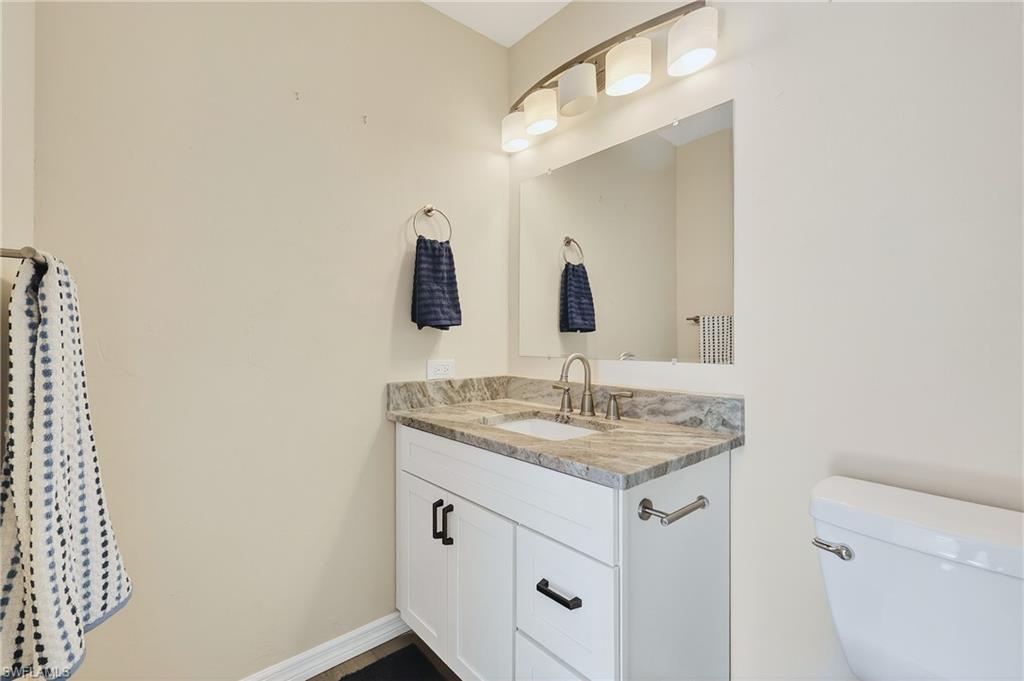 PALM LAKES - Residential