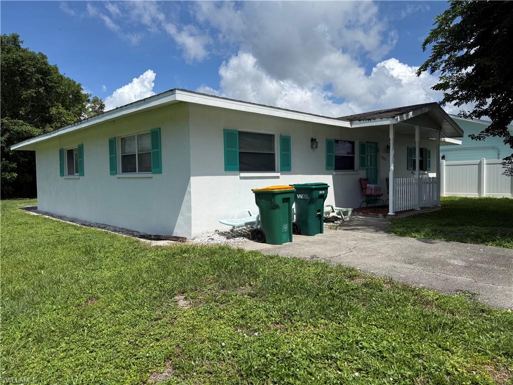 NAPLES PARK - Residential