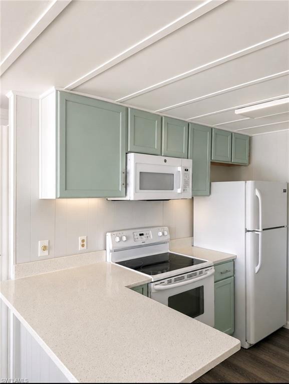 RIVIERA GOLF ESTATES - Residential