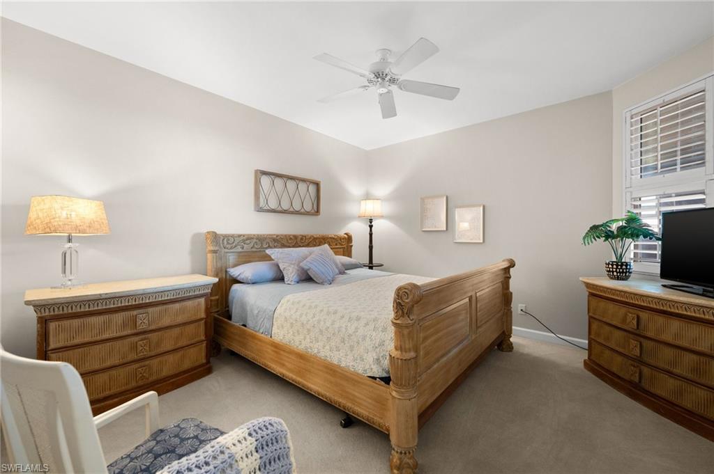VINTAGE BAY - Residential