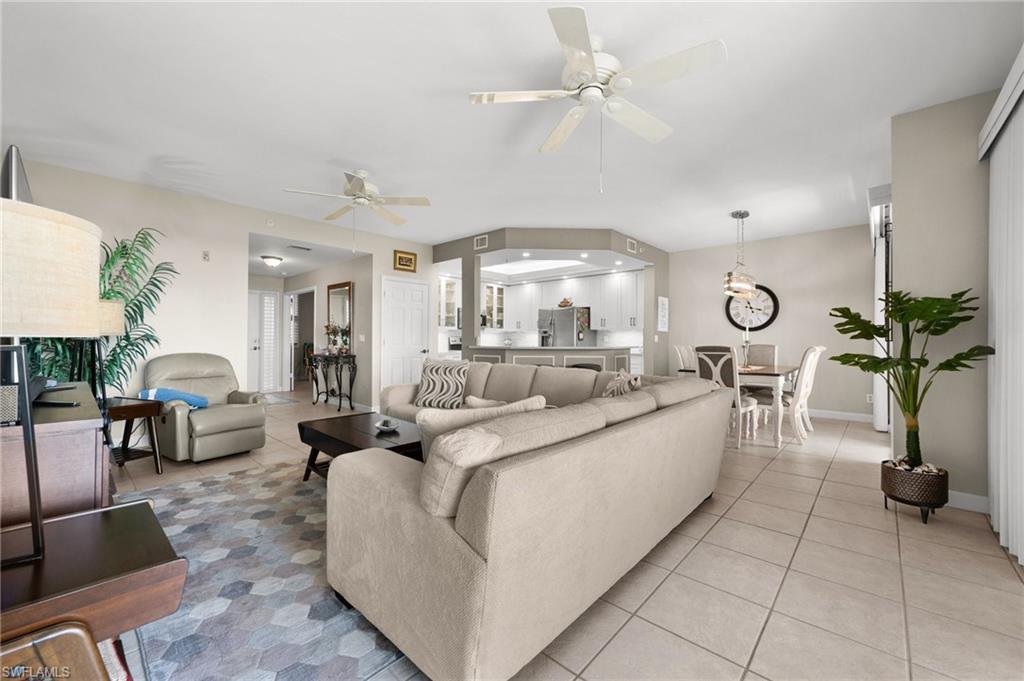 VINTAGE BAY - Residential