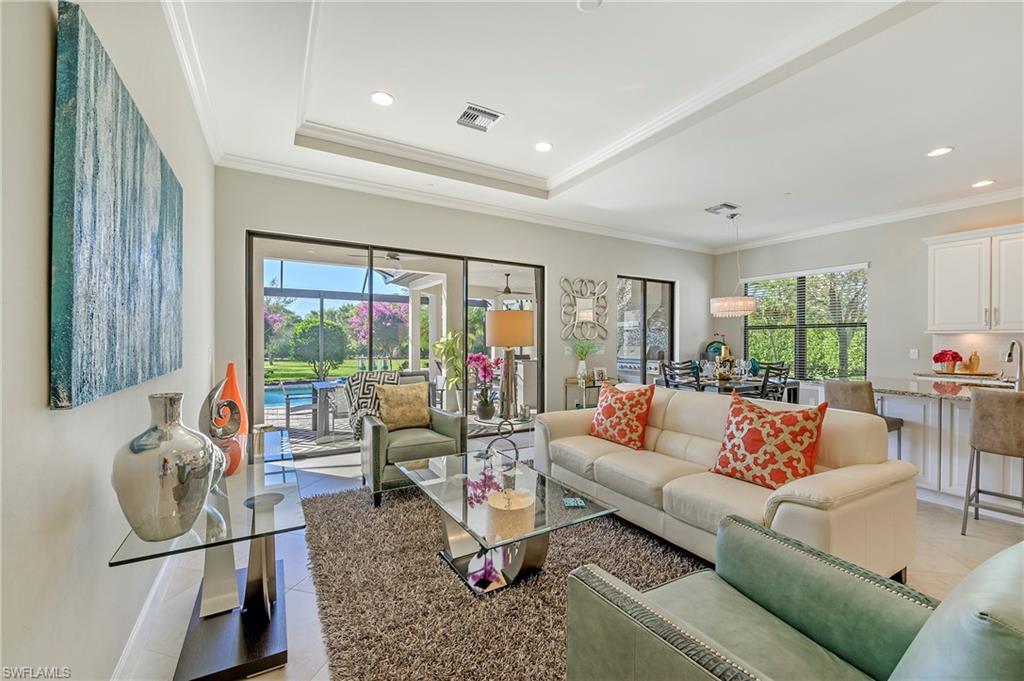 PEBBLE POINTE - Residential