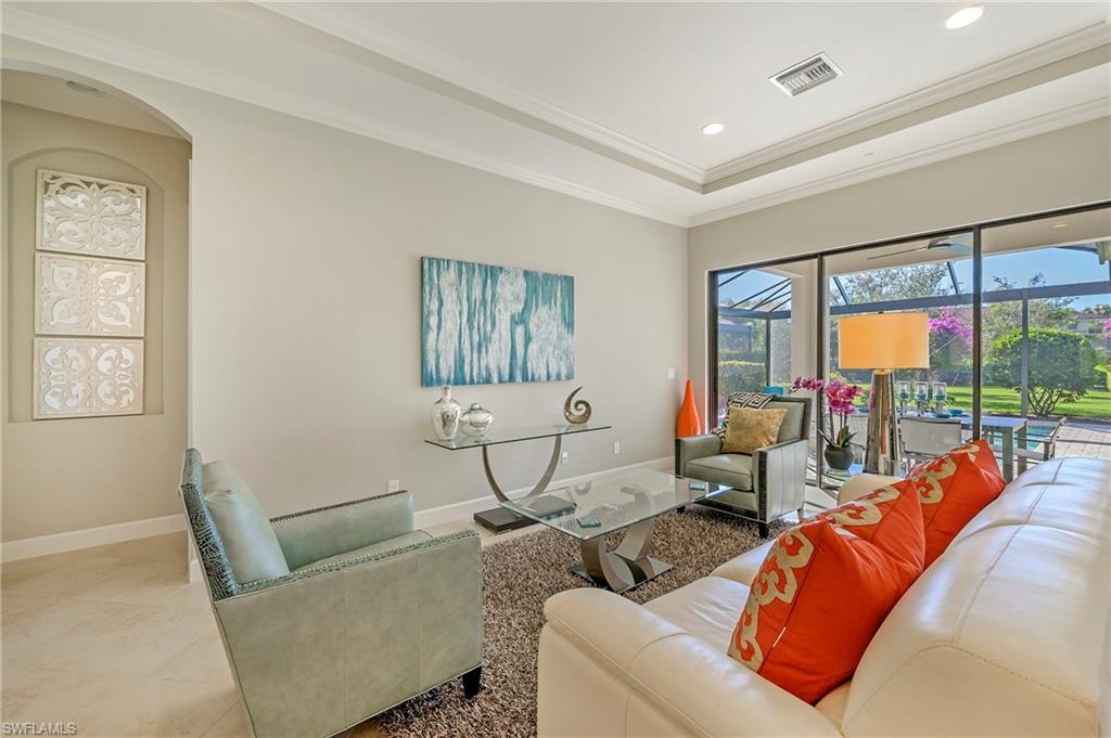 PEBBLE POINTE - Residential