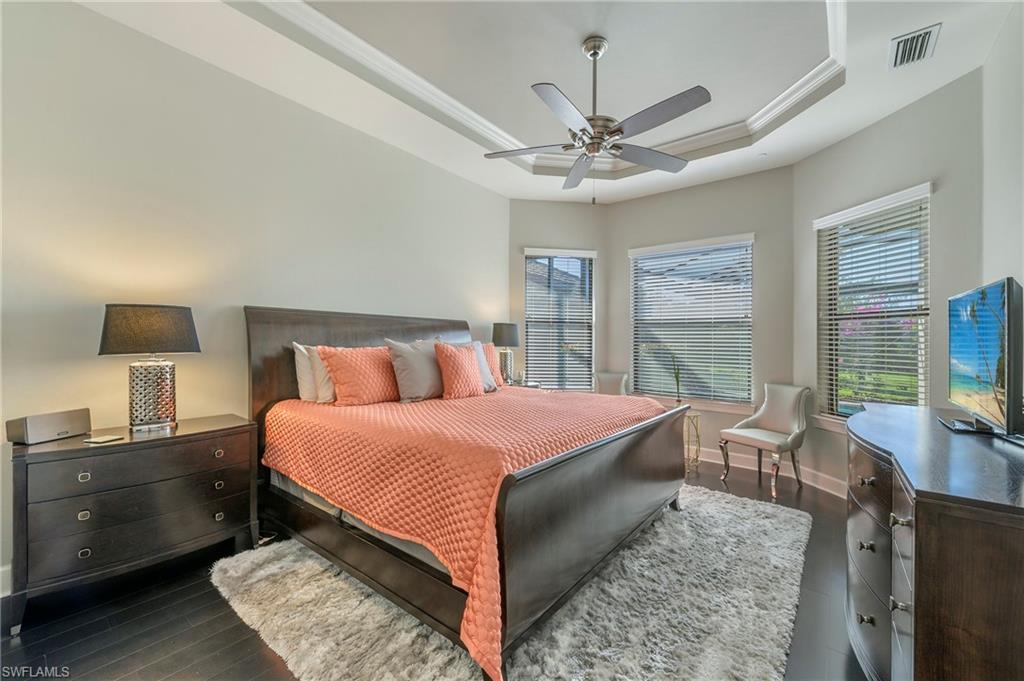 PEBBLE POINTE - Residential