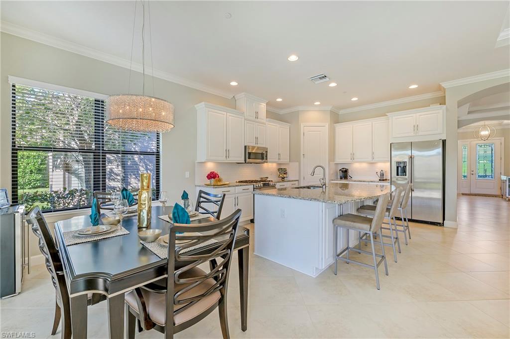 PEBBLE POINTE - Residential