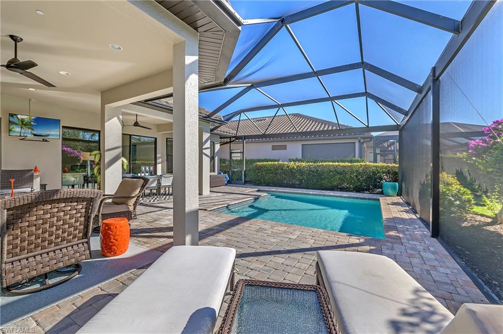 PEBBLE POINTE - Residential