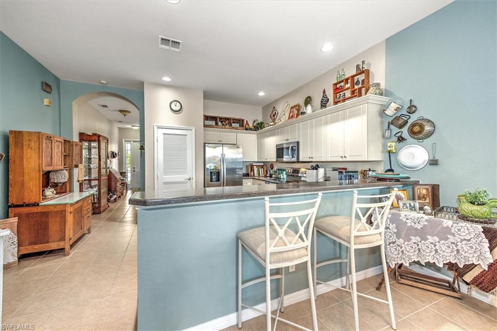 CORAL LAKES - Residential