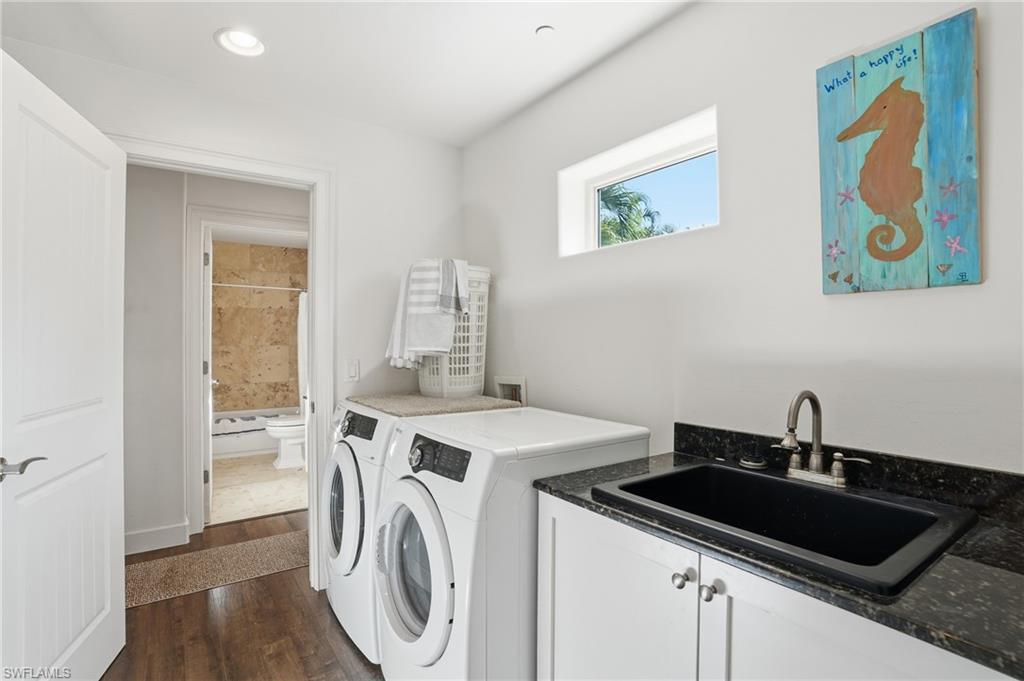 CHARLOTTE SHORES - Residential