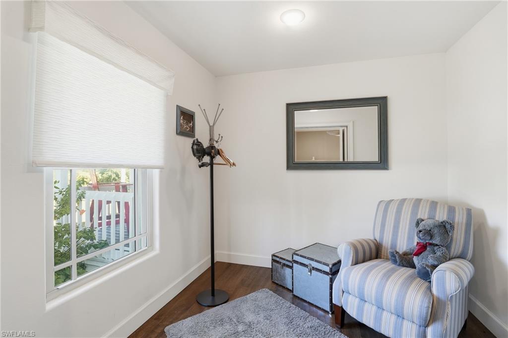 CHARLOTTE SHORES - Residential