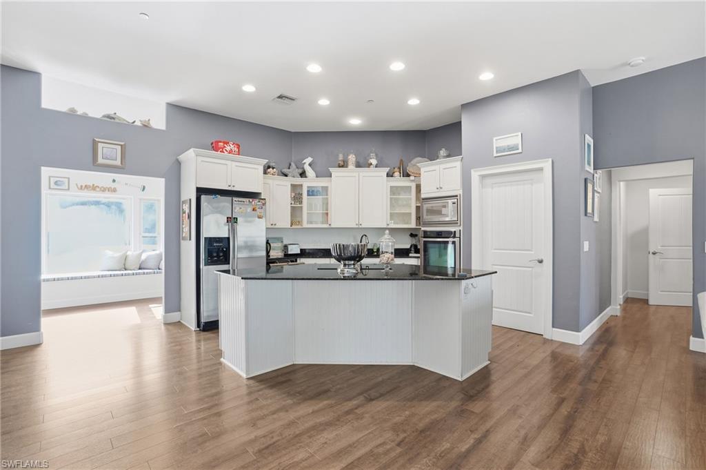 CHARLOTTE SHORES - Residential