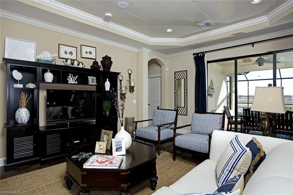 PEBBLE POINTE - Residential