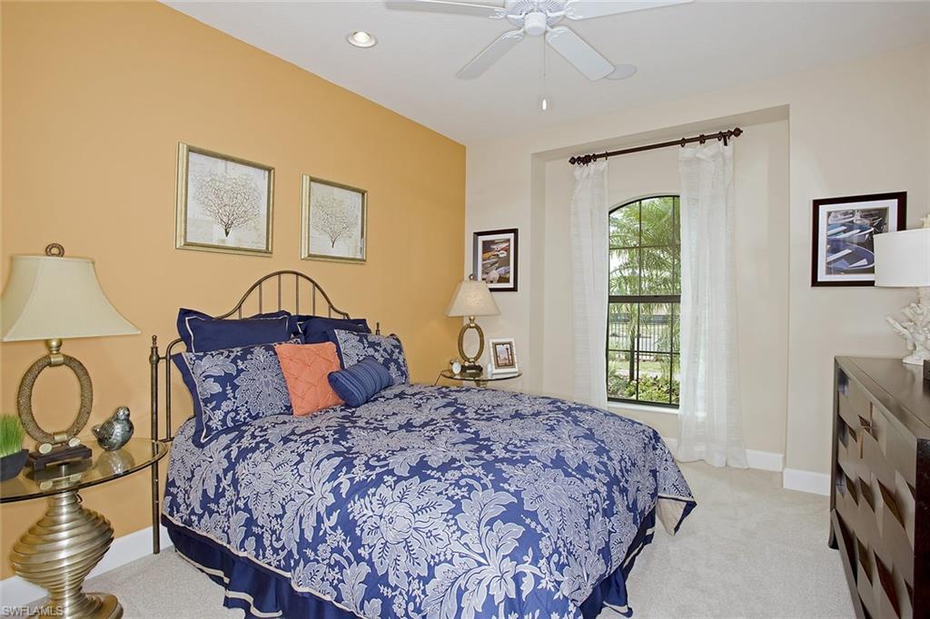PEBBLE POINTE - Residential