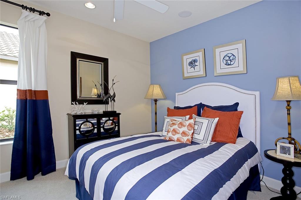 PEBBLE POINTE - Residential