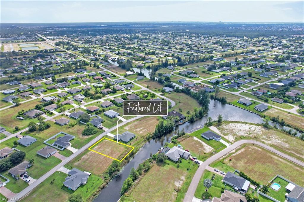 CAPE CORAL - Land