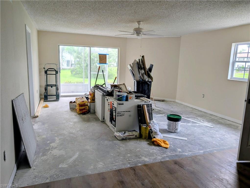 FOXMOOR CONDO - Residential