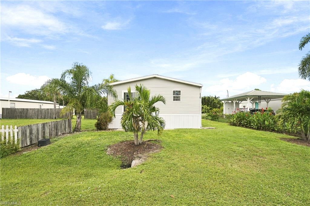 PINE ISLAND VILLAS - Residential