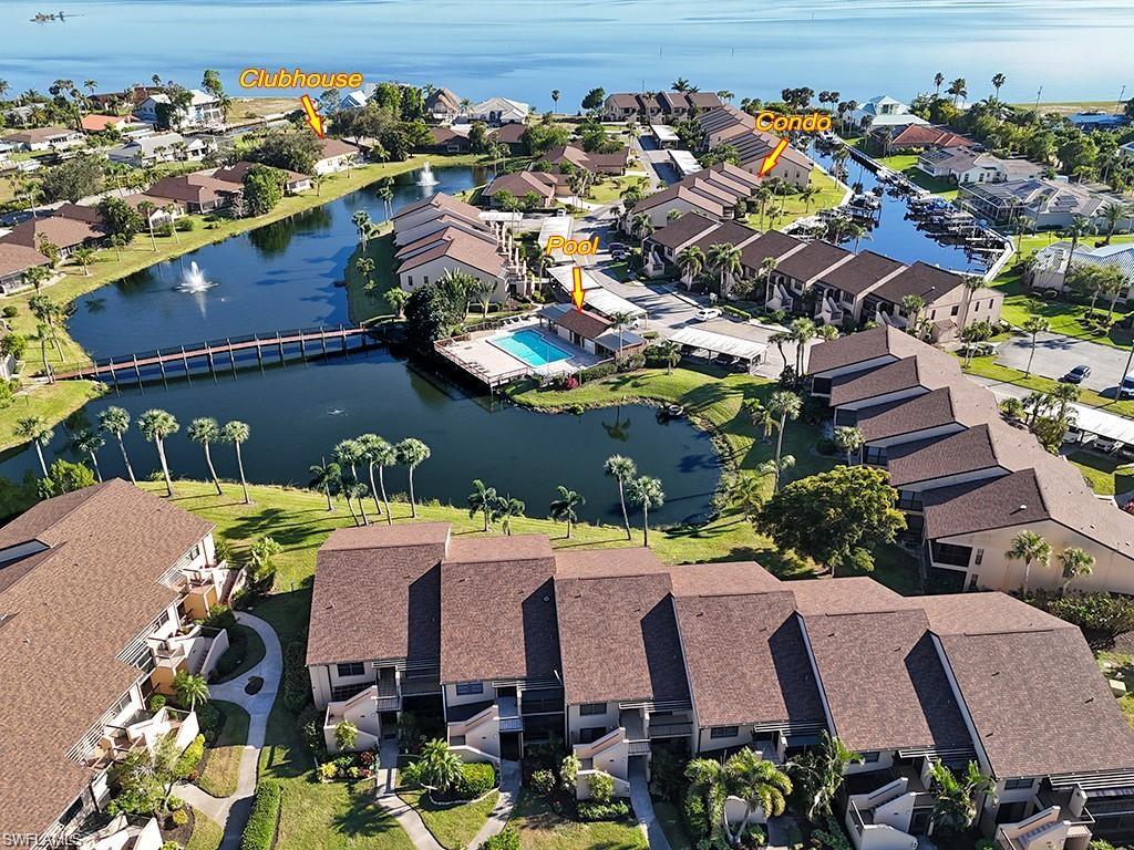 ADMIRALTY YACHT & RACQUET CLUB - Residential