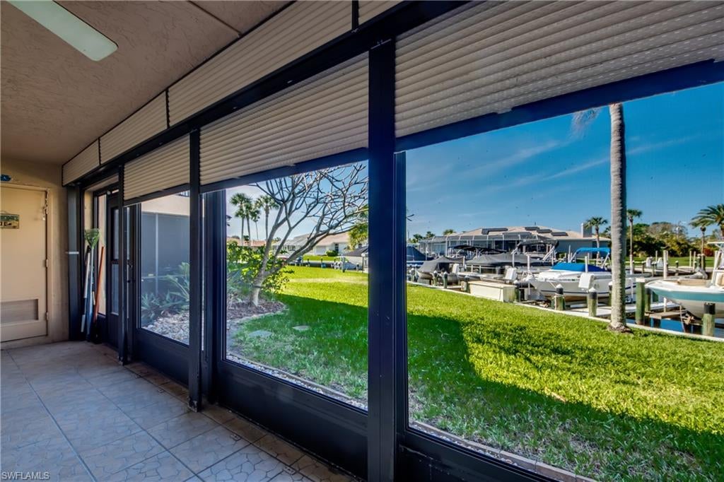 ADMIRALTY YACHT & RACQUET CLUB - Residential