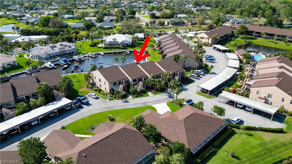 ADMIRALTY YACHT & RACQUET CLUB - Residential
