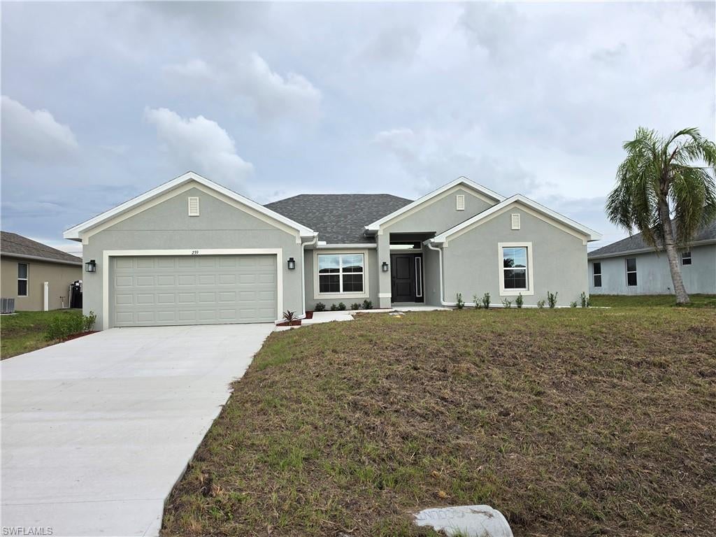 CAPE CORAL - Residential