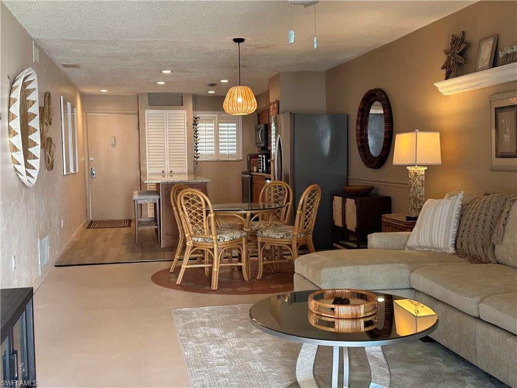 LEONARDO ARMS BEACH CLUB - Residential