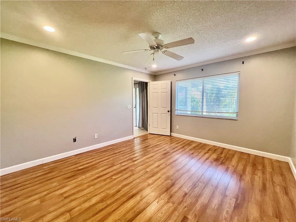 VILLAGES AT EMERALD LAKES - Residential Lease
