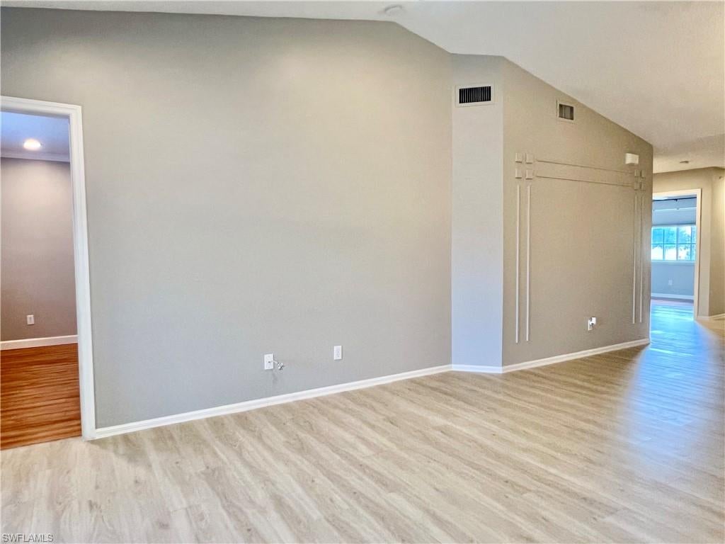 VILLAGES AT EMERALD LAKES - Residential Lease