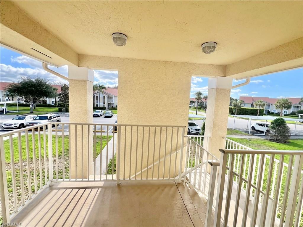 VILLAGES AT EMERALD LAKES - Residential Lease
