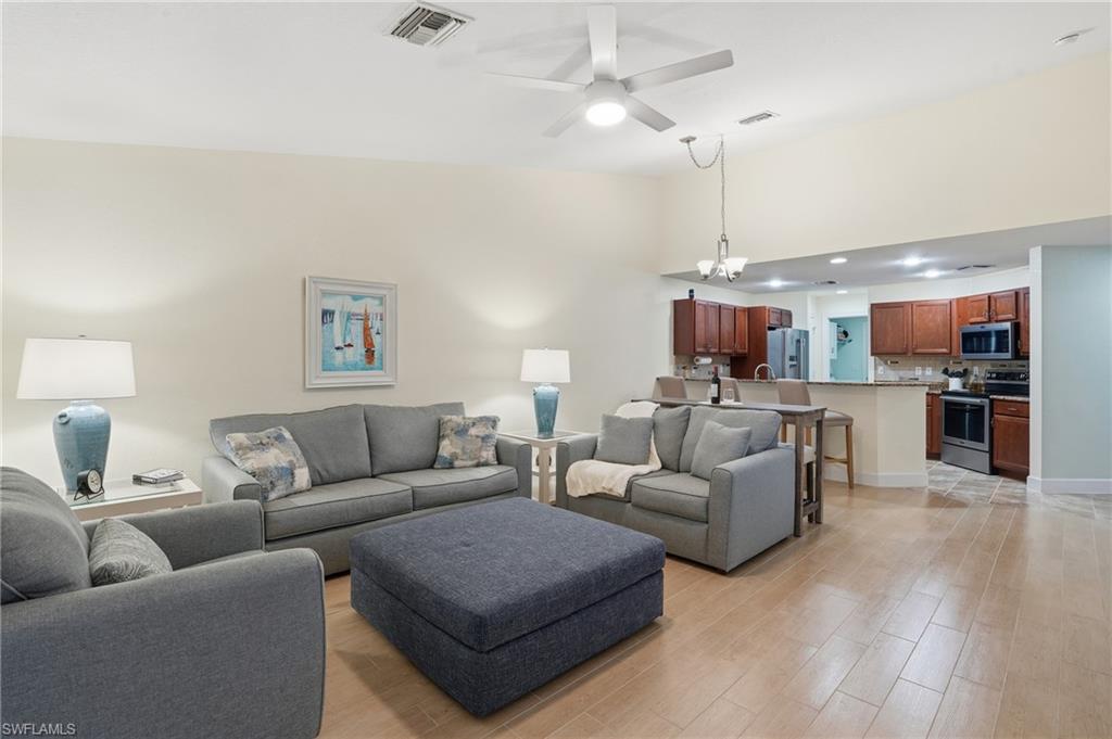 VISTANNA VILLAS - Residential