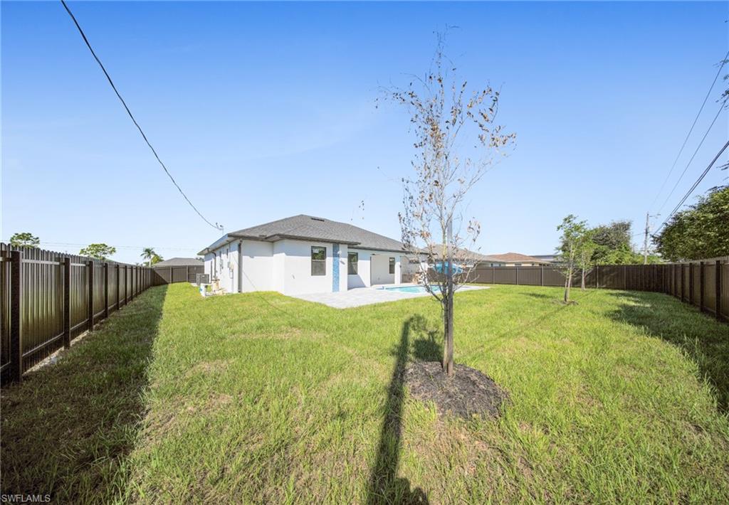 CAPE CORAL - Residential
