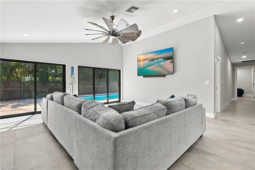 ESTERO RIVER HEIGHTS - Residential