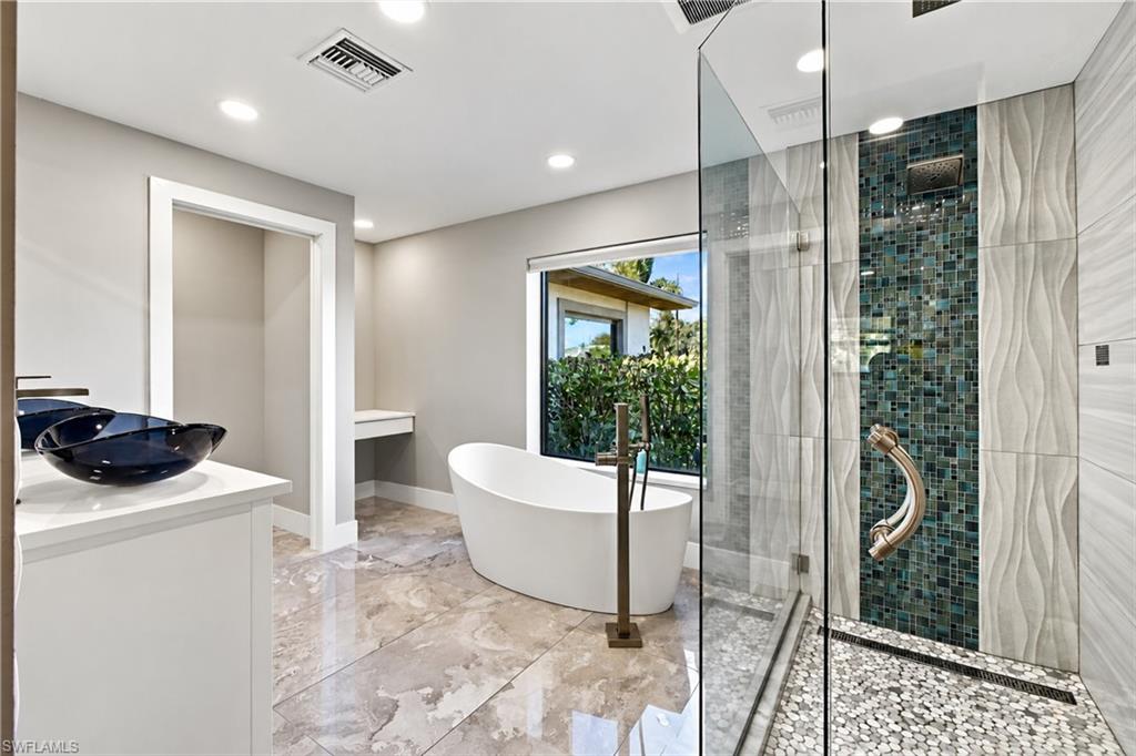 ESTERO RIVER HEIGHTS - Residential