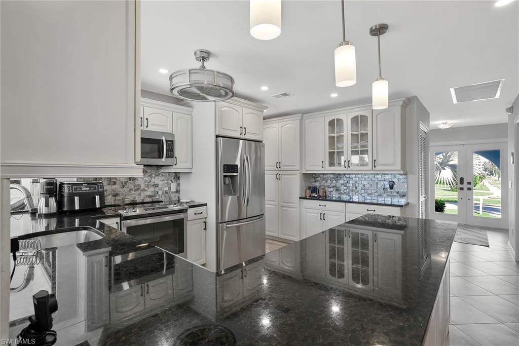 MARCO BEACH - Residential Lease