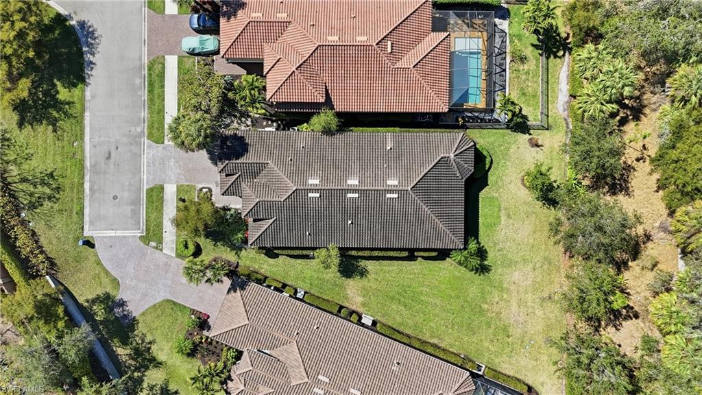 PEBBLE POINTE - Residential
