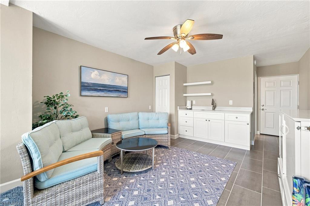 COMPASS POINT CONDO - Residential