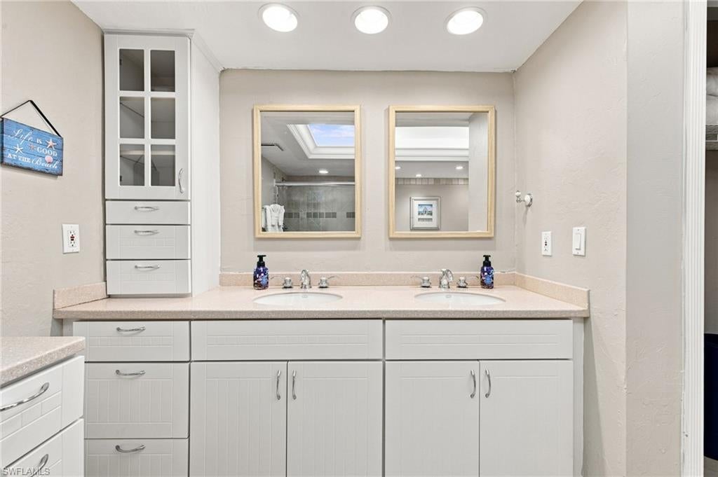 COMPASS POINT CONDO - Residential