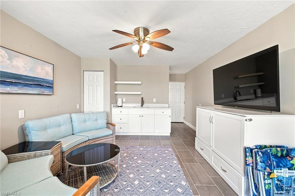 COMPASS POINT CONDO - Residential