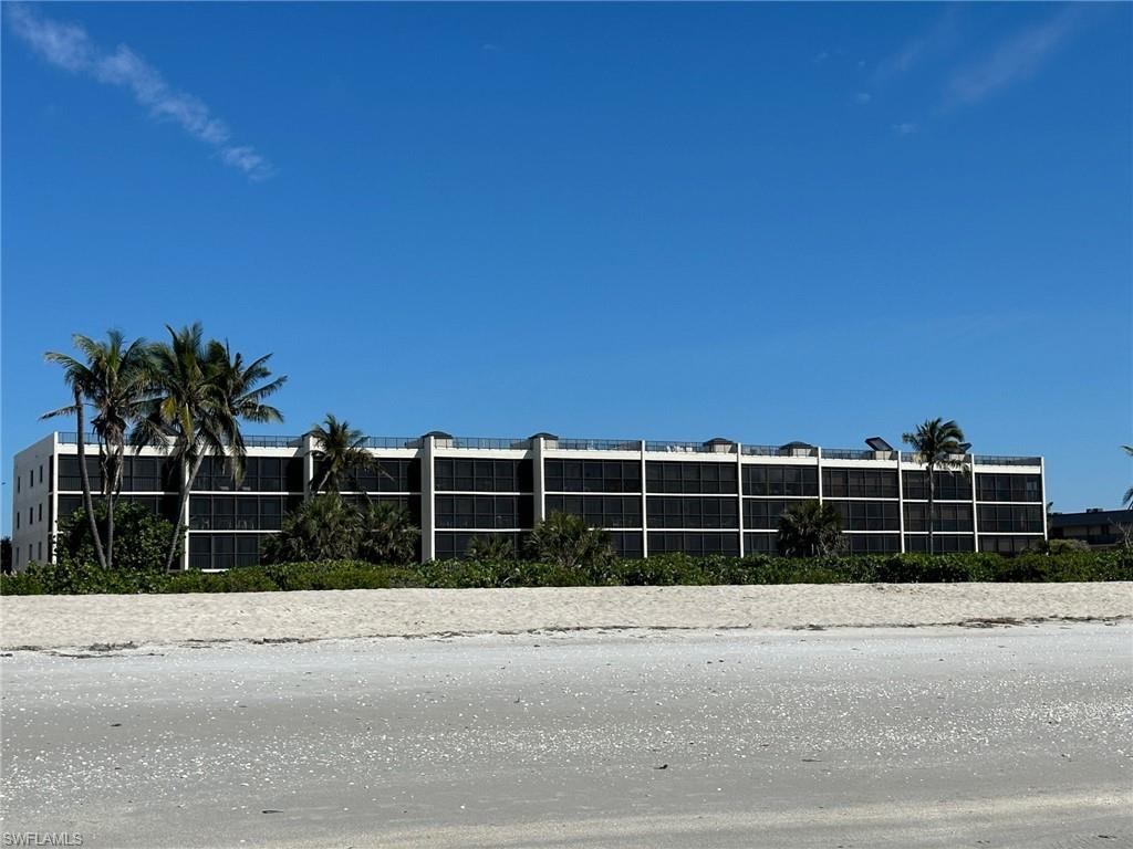 COMPASS POINT CONDO - Residential