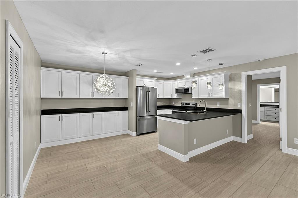 CAPE CORAL - Residential Income