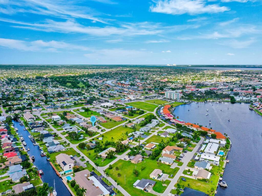 CAPE CORAL - Residential Income