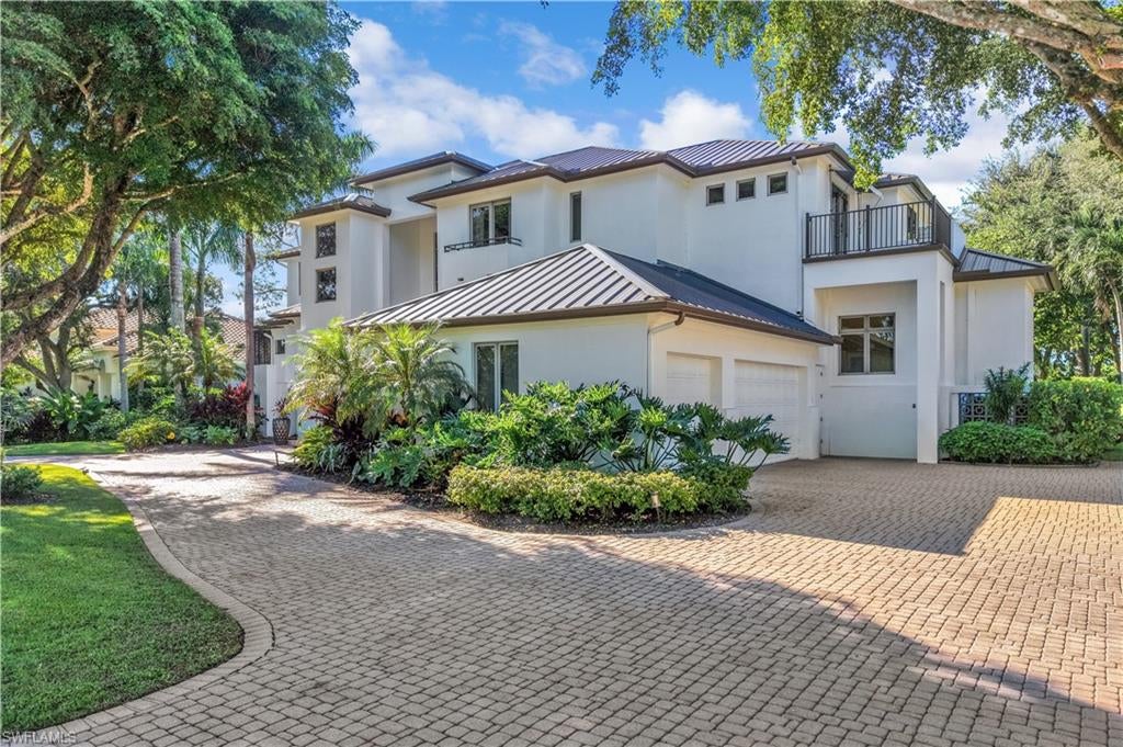 CREEKSIDE - Residential