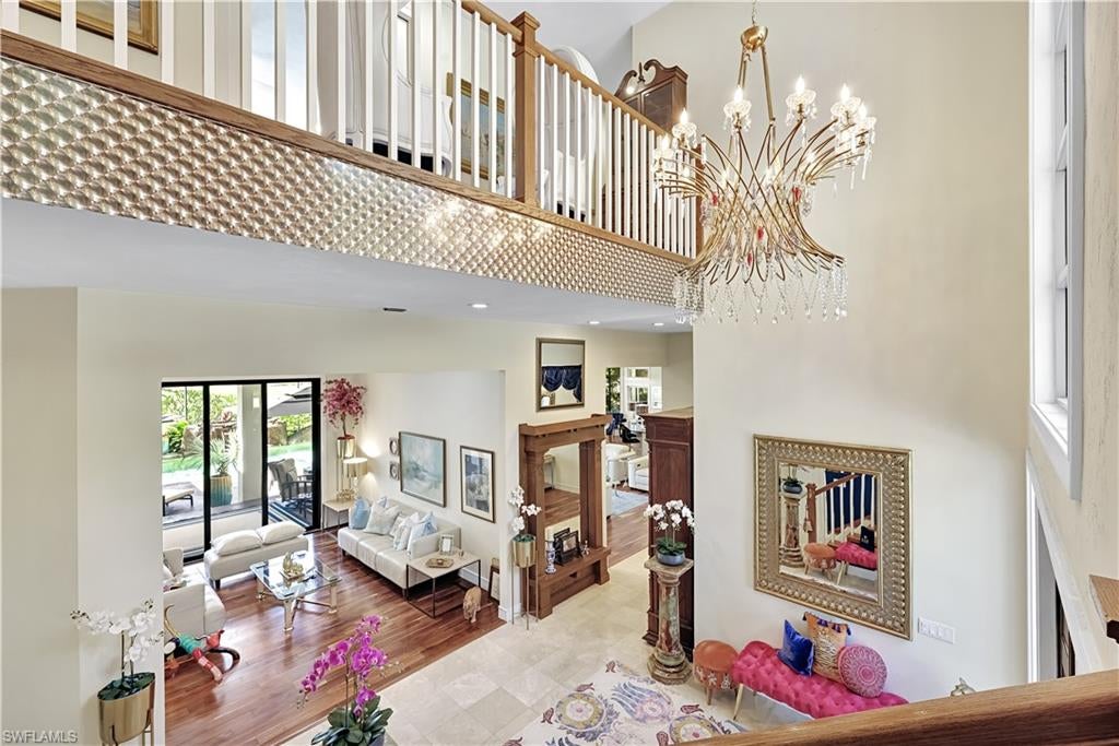CREEKSIDE - Residential