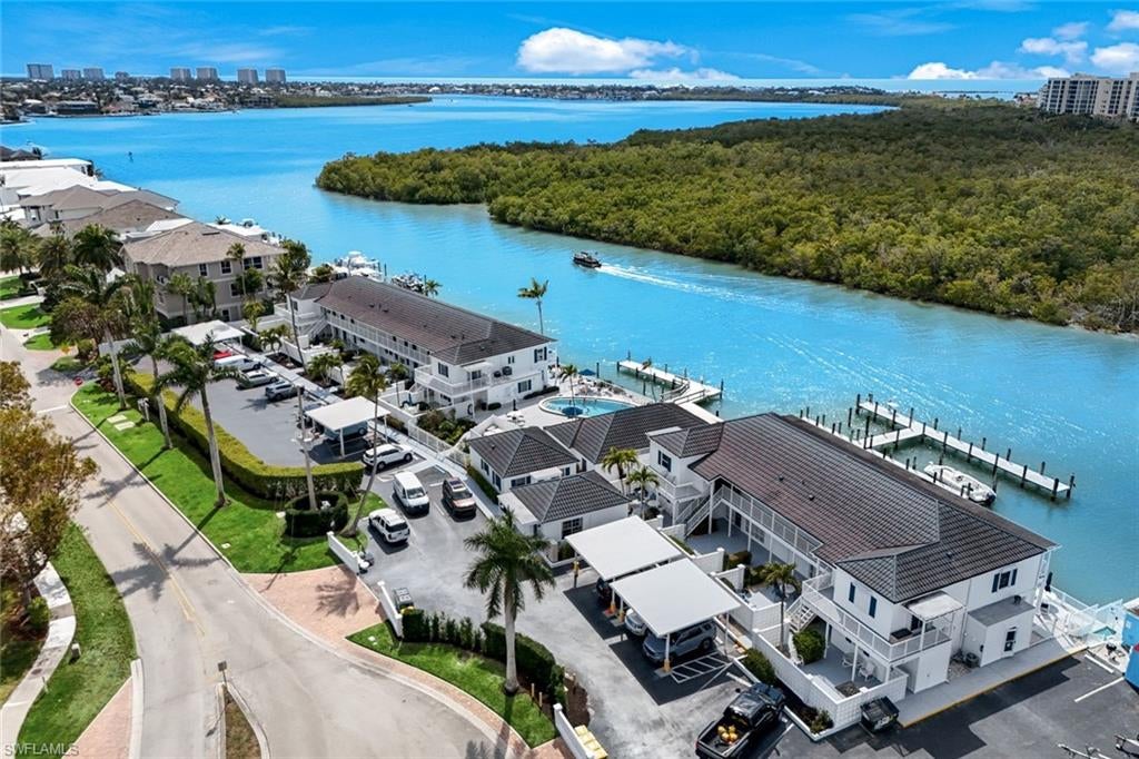 FLORIDA PAVILION CLUB - Residential