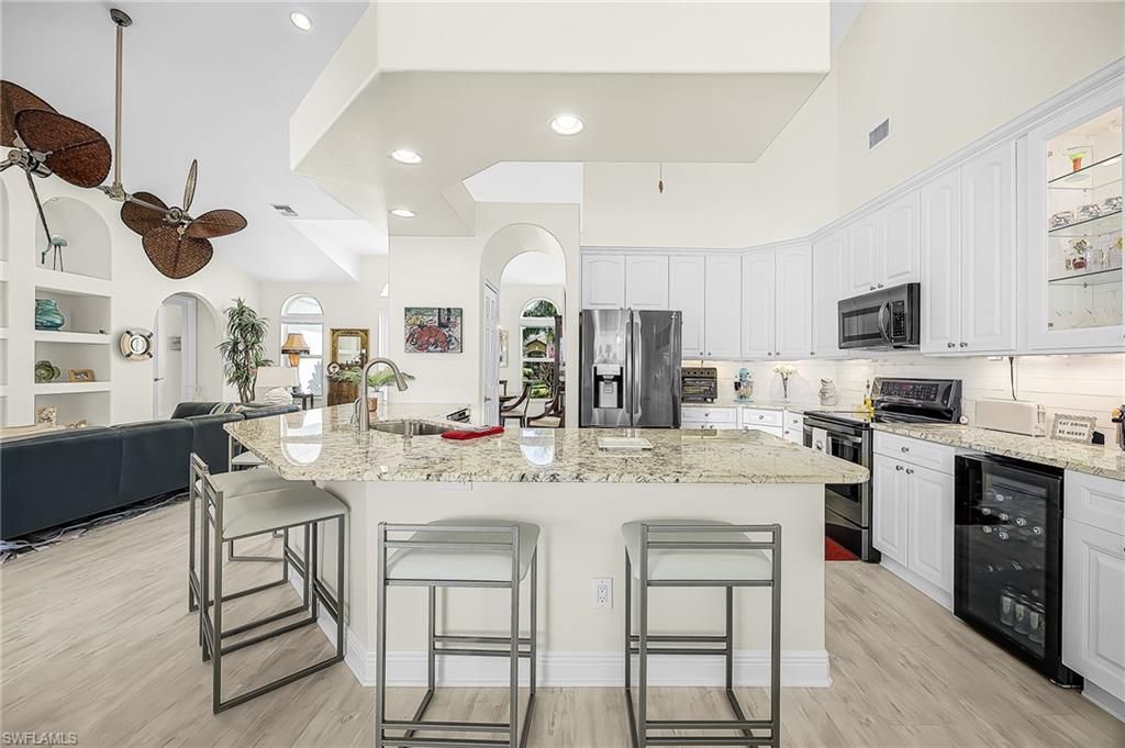 ROYAL TEE COUNTRY CLUB ESTATES - Residential