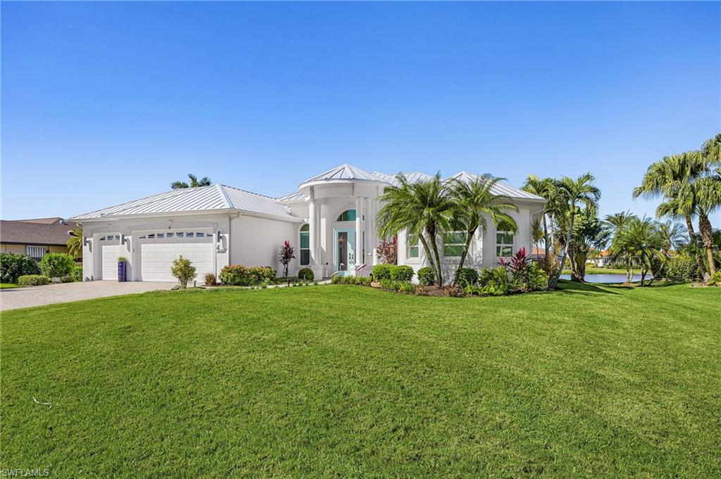 ROYAL TEE COUNTRY CLUB ESTATES - Residential
