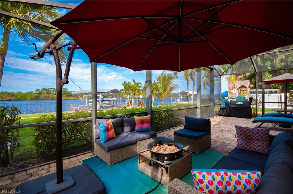 RIVER FOREST ISLAND - Residential