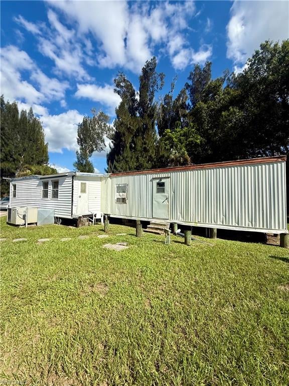 SUNCOAST ESTATE - Residential
