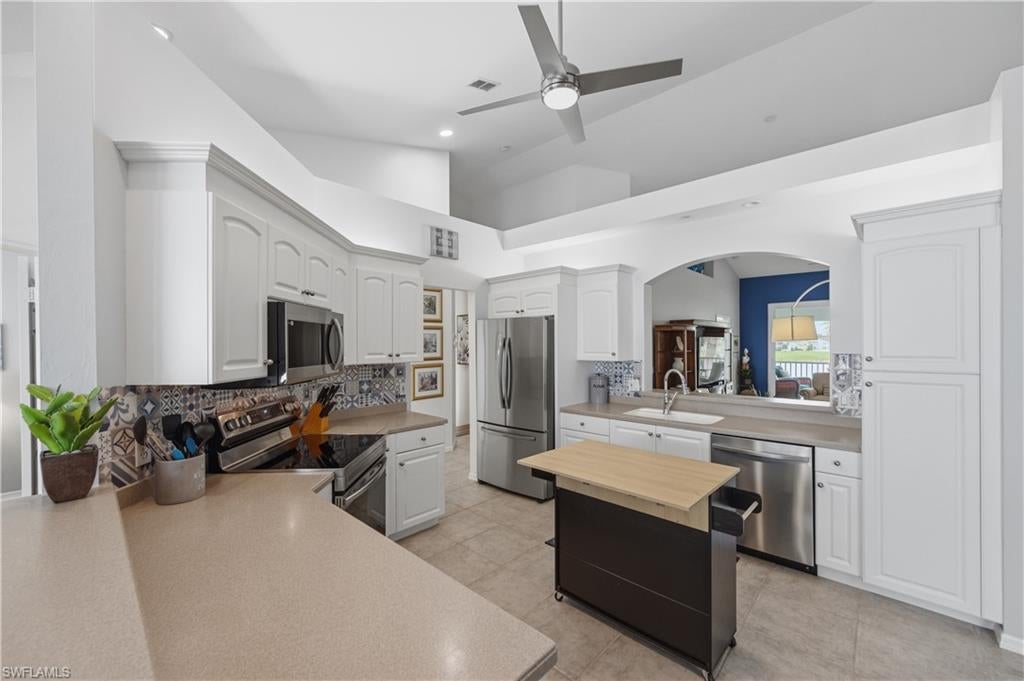 WEDGE WOOD AT THE STRAND - Residential Lease