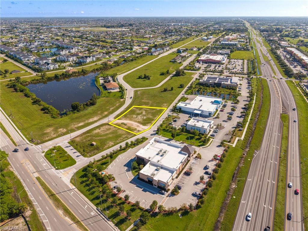 CAPE CORAL - Land